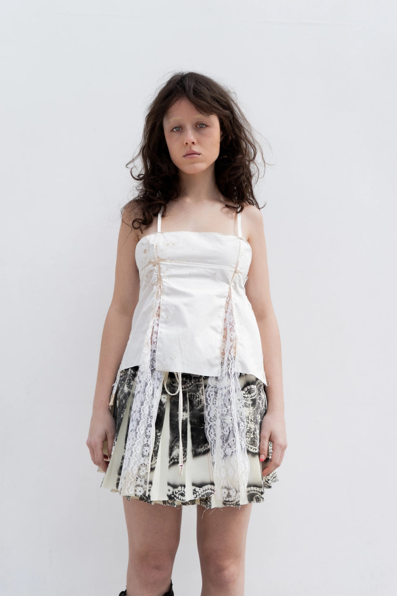 Shadow skirt